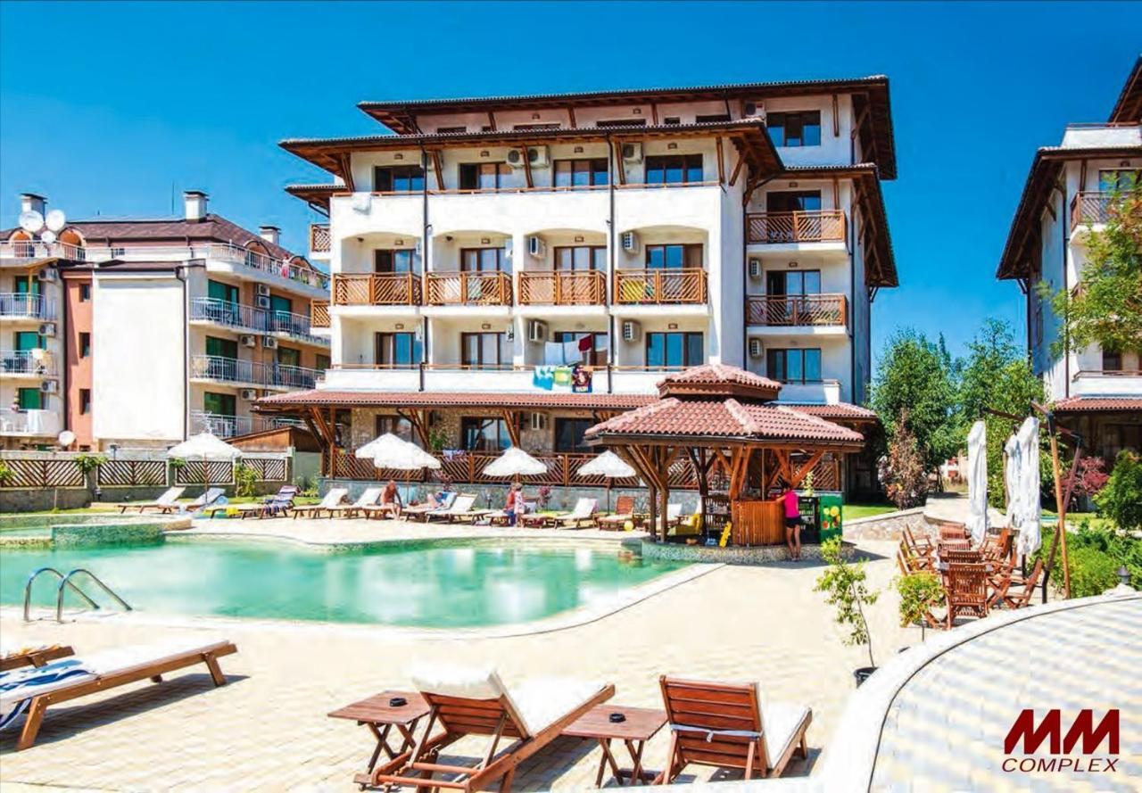 Mm Complex Aparthotel Primorsko Exterior photo